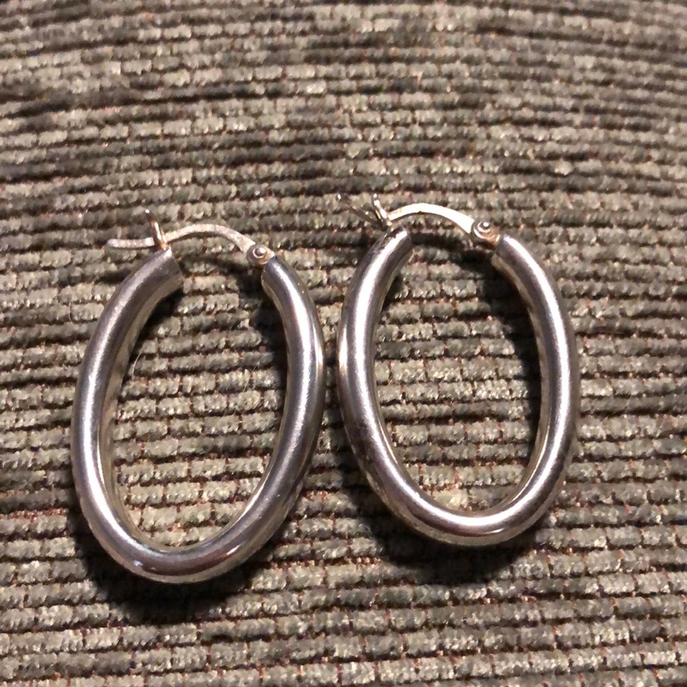 Sterling silver oval hoops!